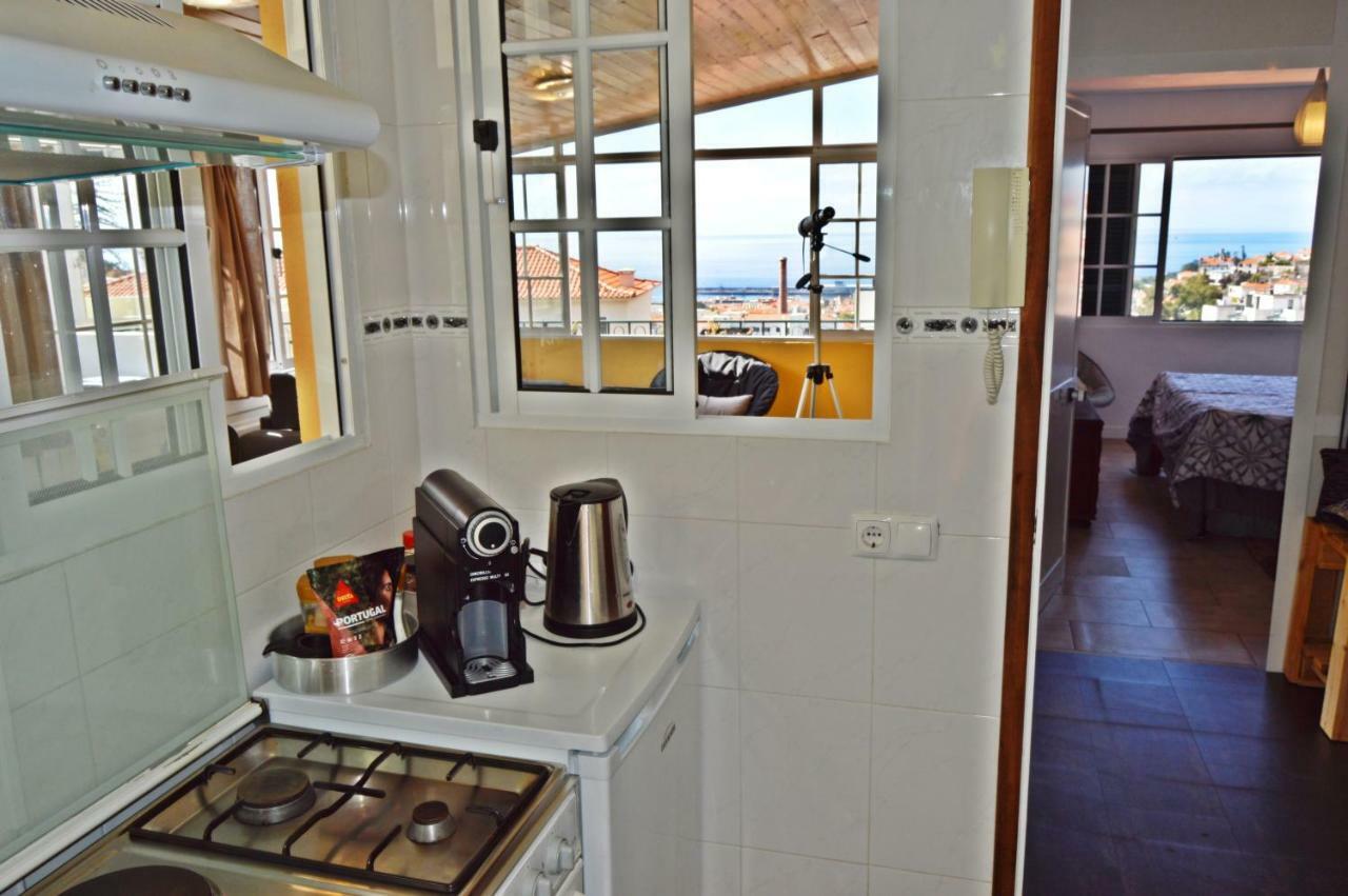 Top Floor With Balcony In Funchal Exterior photo